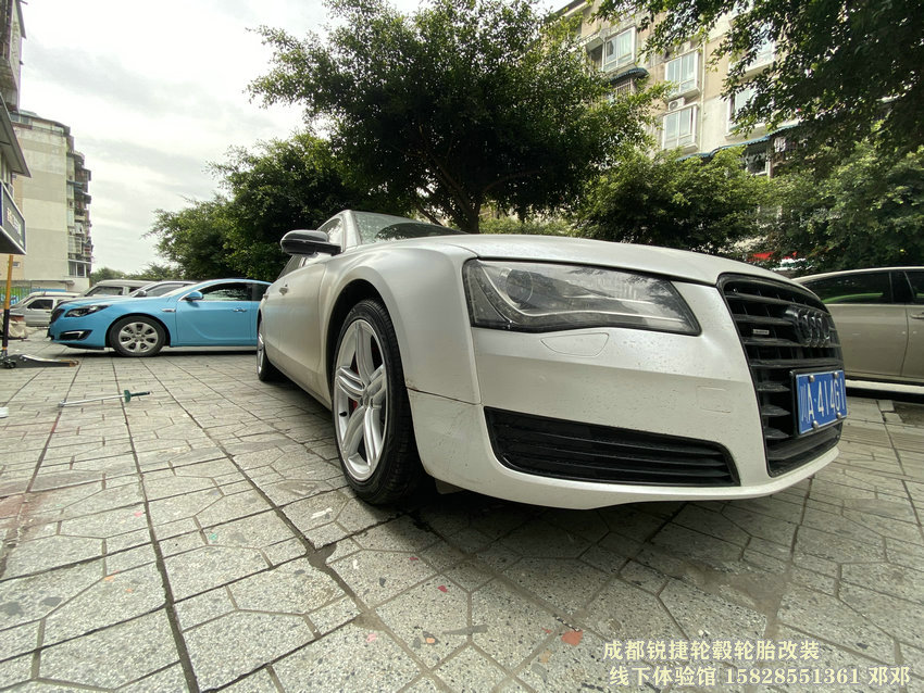 成都銳捷輪轂輪胎改裝中心 奧迪A8改裝20寸定制鍛造輪轂裝車案例