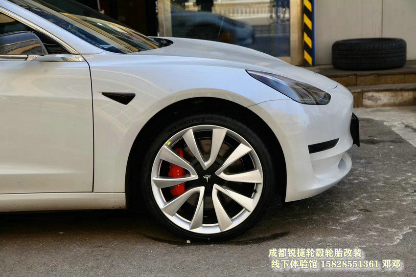 特斯拉Model 3  改裝升級原裝20寸輪轂套件 安裝完成 成都銳捷輪轂