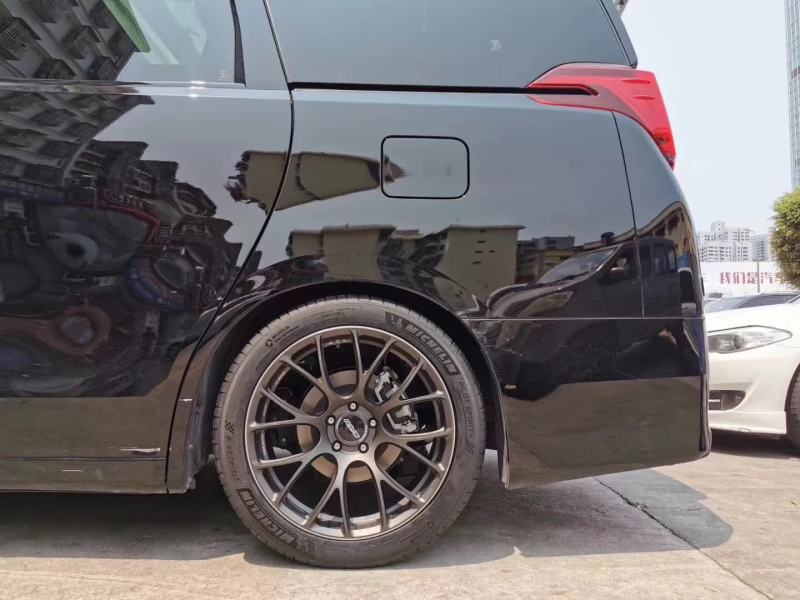 提新車，埃爾法 換全新 RAYS G16 完工