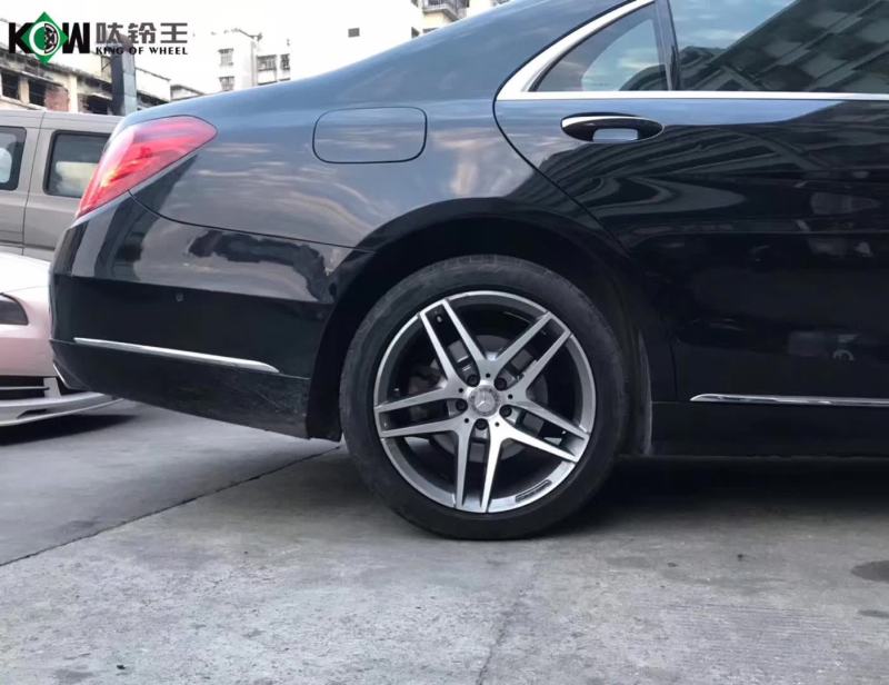 奔馳S  原廠S55019寸AMG 完工