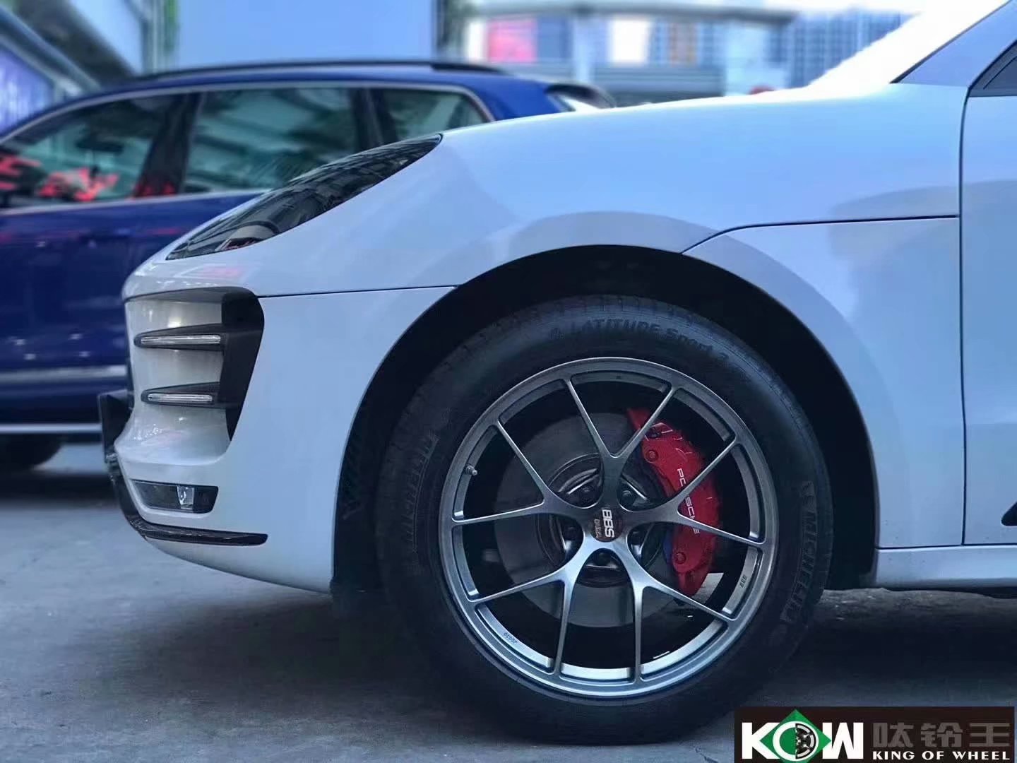 保時(shí)捷Macan 升級(jí)圈王日本BBS RID 20寸完工
