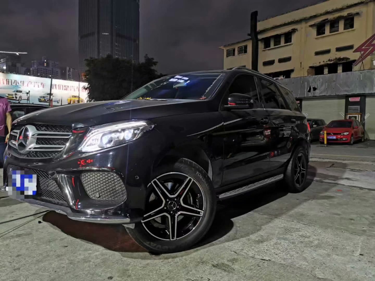 奔馳GLE 換原廠20寸AMG 完工！
