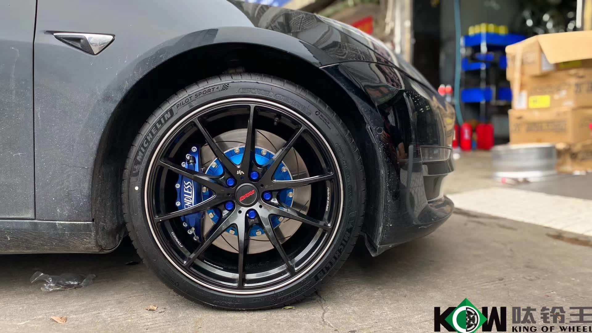 斯拉 model 3 換RAYS G25 19寸完工！