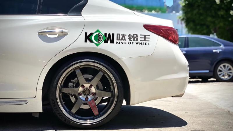 英菲尼迪，換RAYS TE37sl 19寸完工