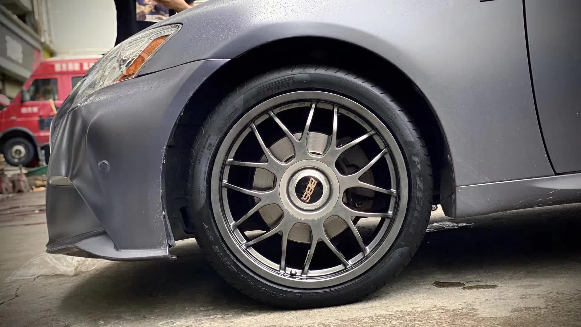 雷克薩斯is換BBS RG 18寸完工