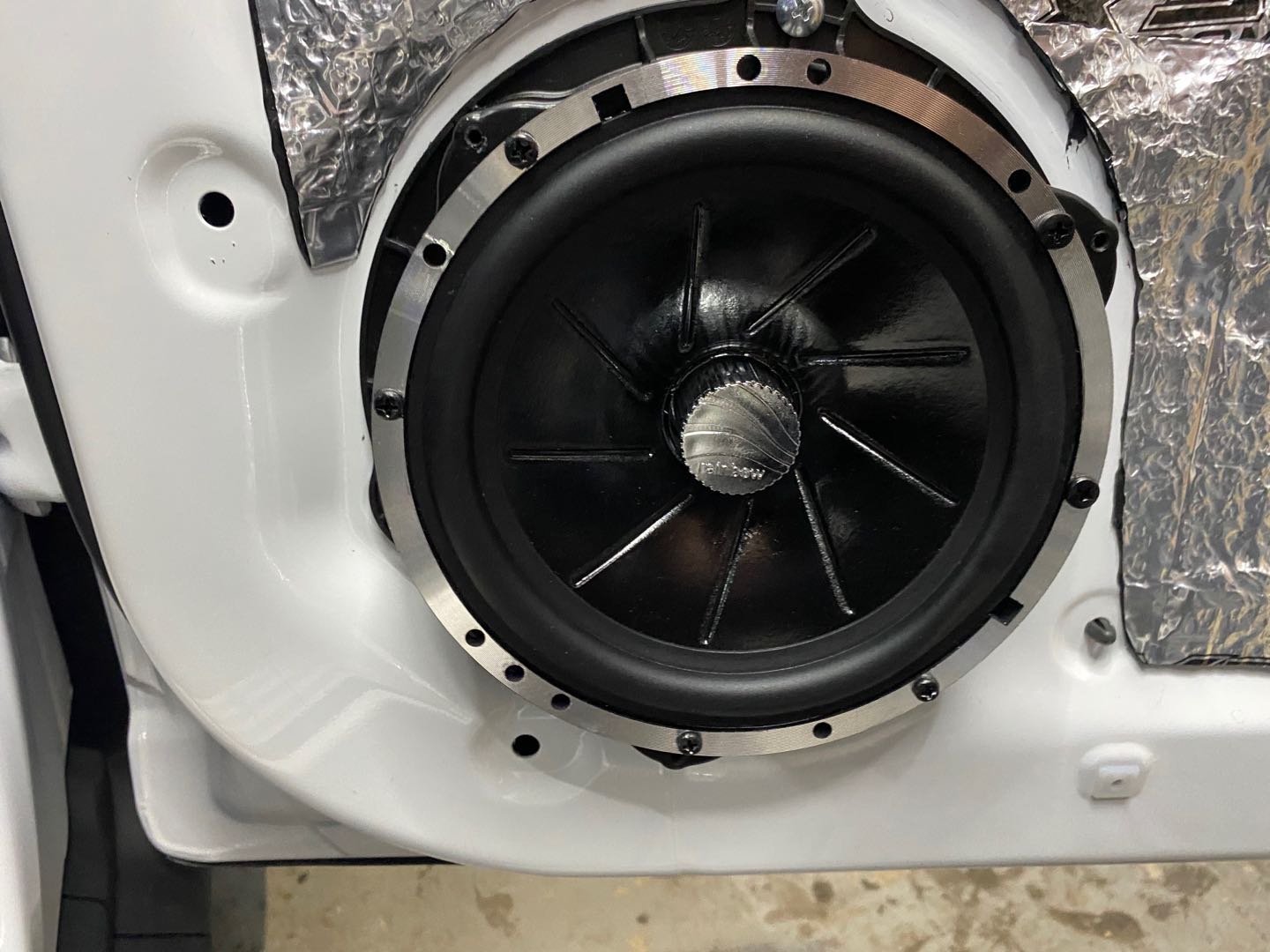 汕頭星悅汽車音響江淮嘉悅X7小投入大提升升級四門STEG隔音降噪音響改裝德國彩虹二分頻套裝喇叭流動的音符