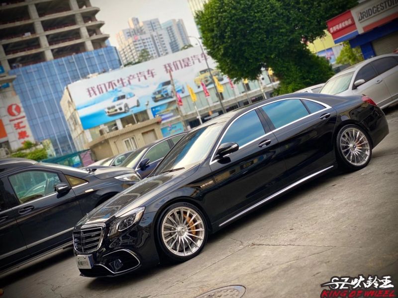 奔馳S63 ，換高端私人定制鍛造21寸搭配米其林PS4S