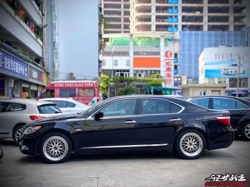 雷克薩斯LS460 換日本 BBS LM 19寸