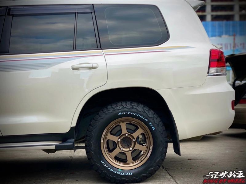 陸巡 換全新 RAYS TE37XT M-spec