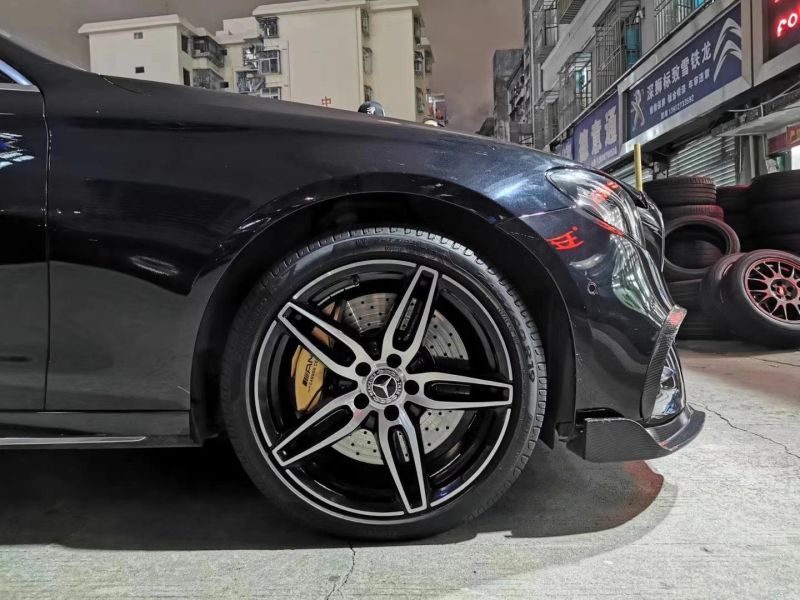 奔馳E 升級E43 原廠19寸 AMG 完工