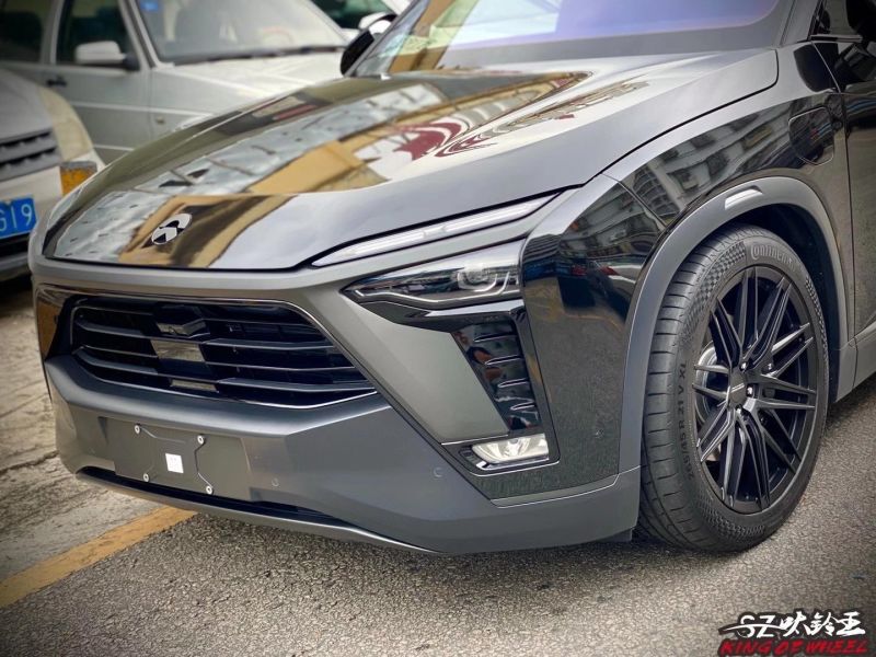 提新車 ，蔚來ES8 換高端私人定制鍛造21寸黑武士