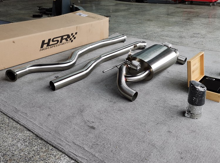 成都宝马4系高功率改装HSR阀门双边单出排气管