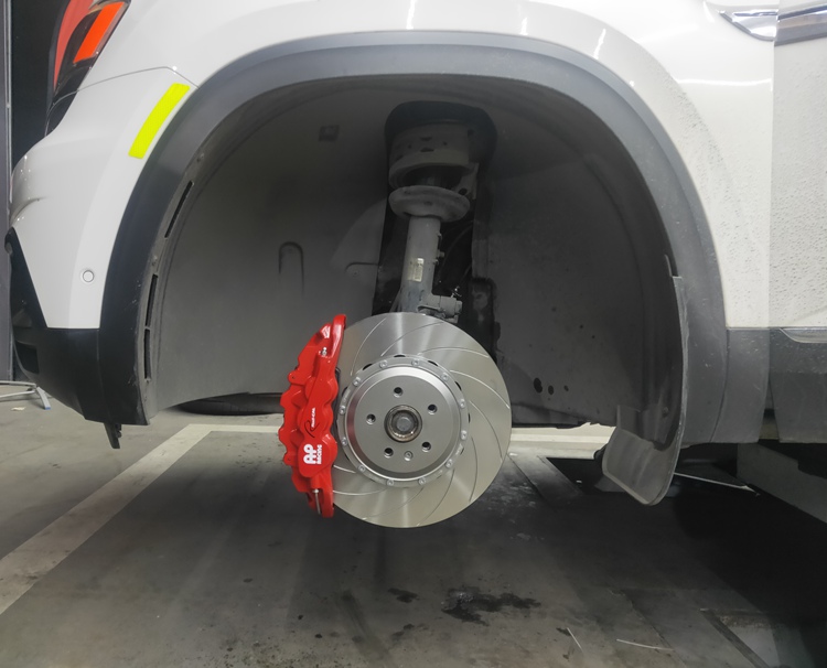成都大眾途昴剎車(chē)改裝AP85系列前六后四剎車(chē)套件