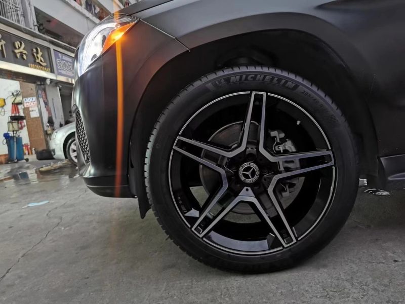 奔馳GLS 換高端私人定制鍛造21寸