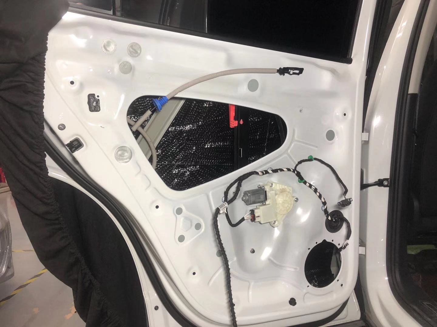 汕頭星悅汽車音響大眾探岳升級四門隔音降噪音響改裝FOCAL法國勁浪165A-GL黃金紀(jì)念版40周年套餐