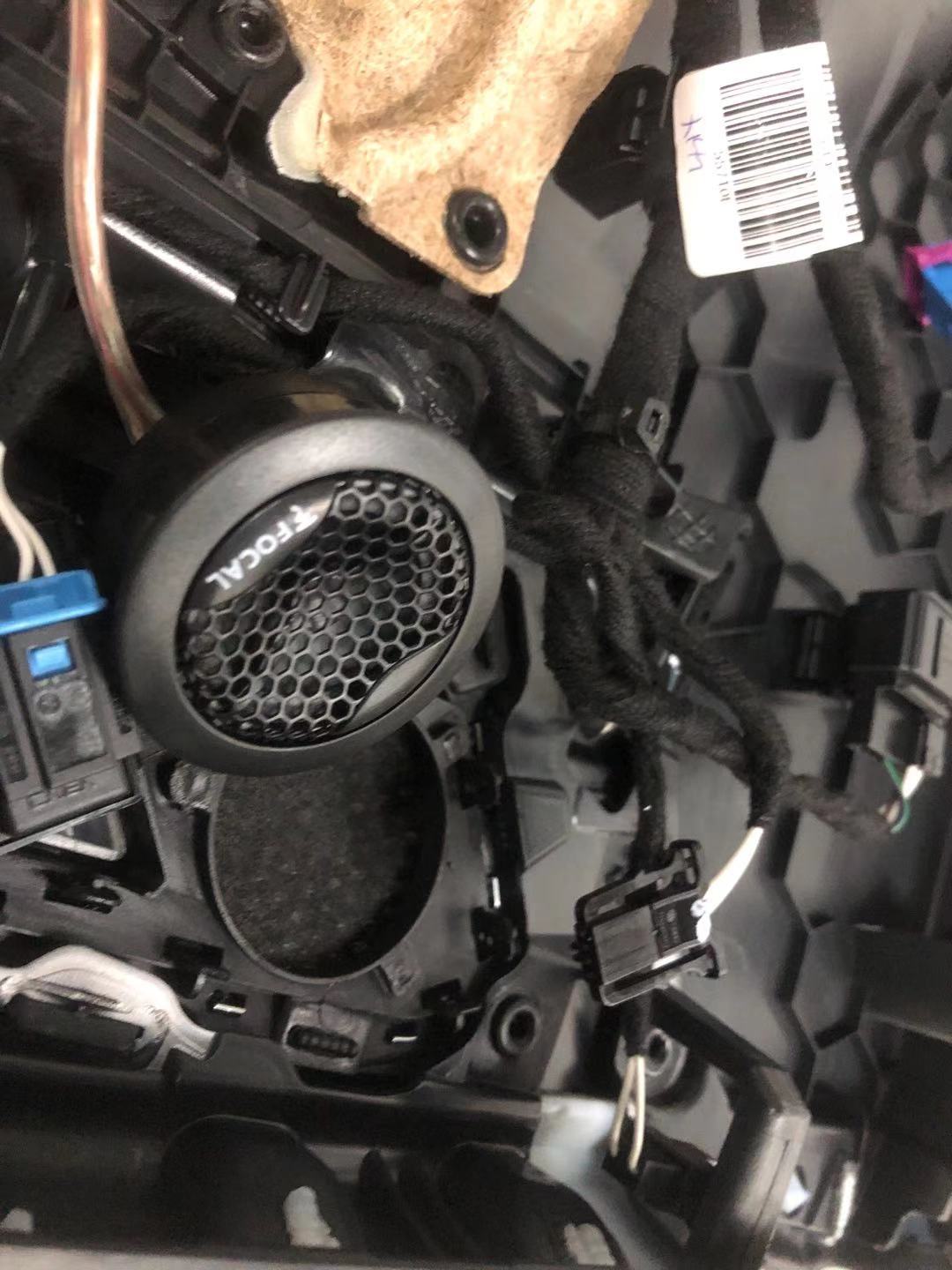 汕頭星悅汽車音響大眾探岳升級四門隔音降噪音響改裝FOCAL法國勁浪165A-GL黃金紀(jì)念版40周年套餐