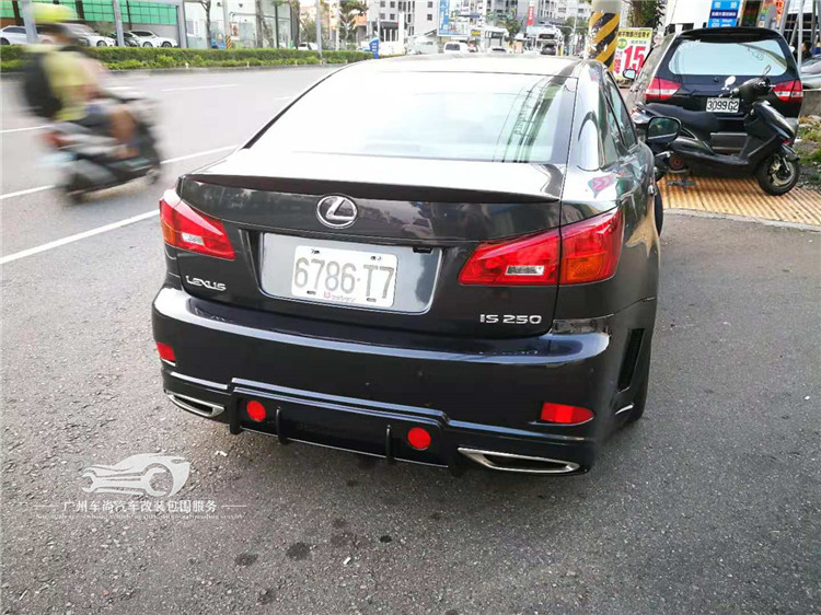 老款雷克薩斯is改裝后杠 is250 300C大包圍Aimgain后杠排氣尾嘴翼
