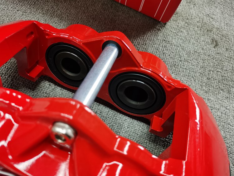 現(xiàn)代朗動(dòng)剎車改裝MA40四活塞剎車套件