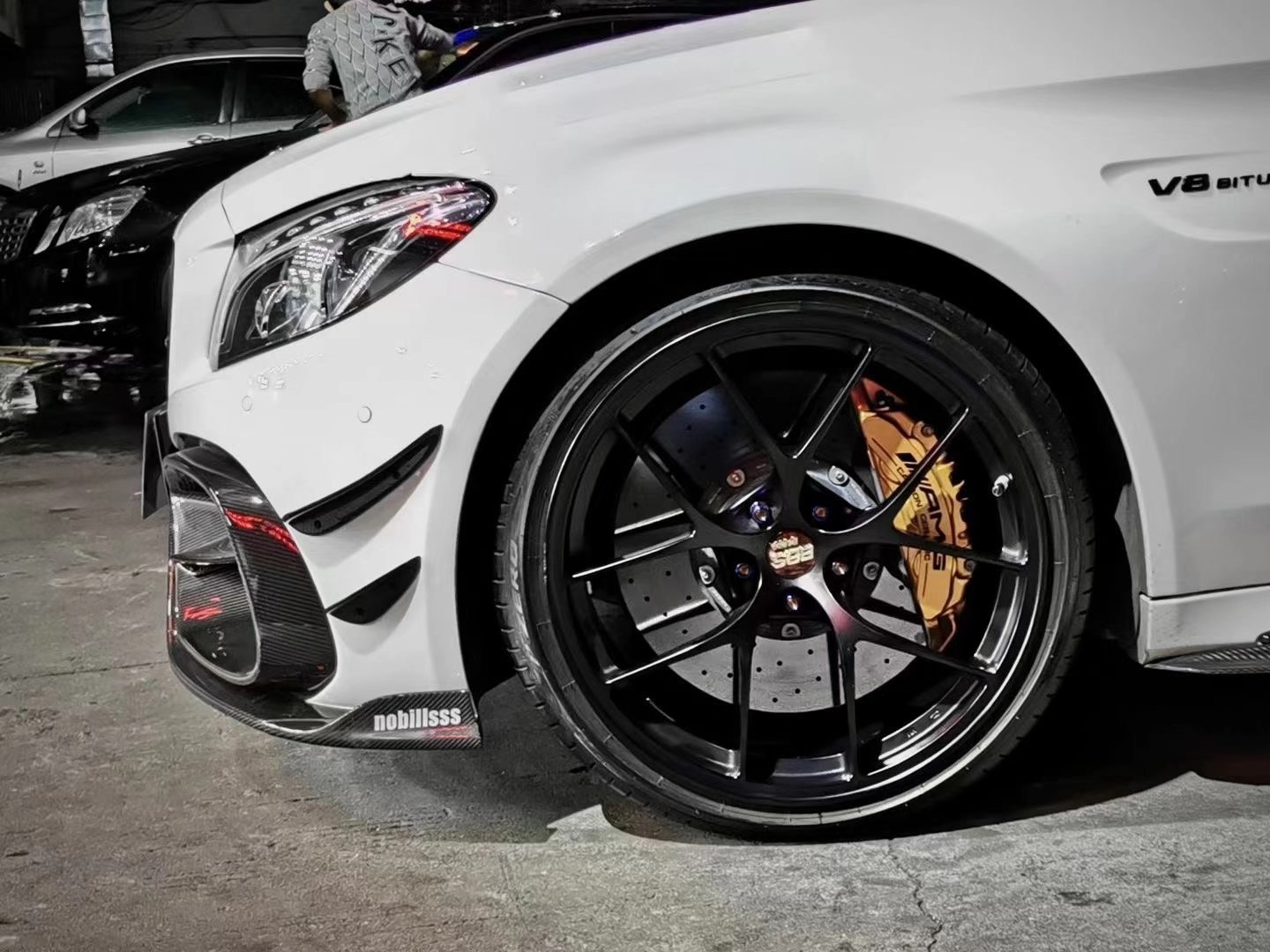 奔馳C63S coupe 換日本鈴?fù)魾BS RID 啞黑色 20寸