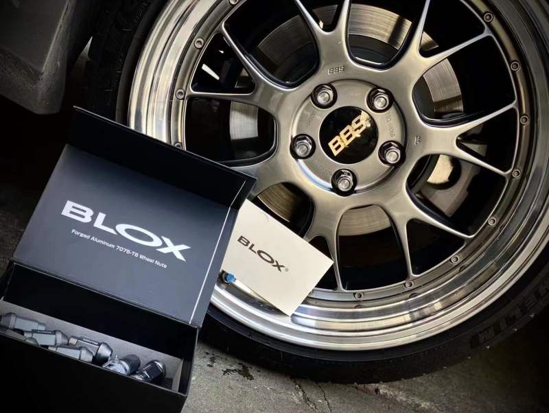 雷克薩斯IS 換日本BBS LM-R 19寸