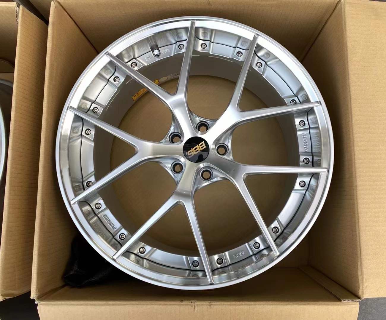 奔馳S65 換日本 BBS RI-S 雙片鍛造 20寸完工！