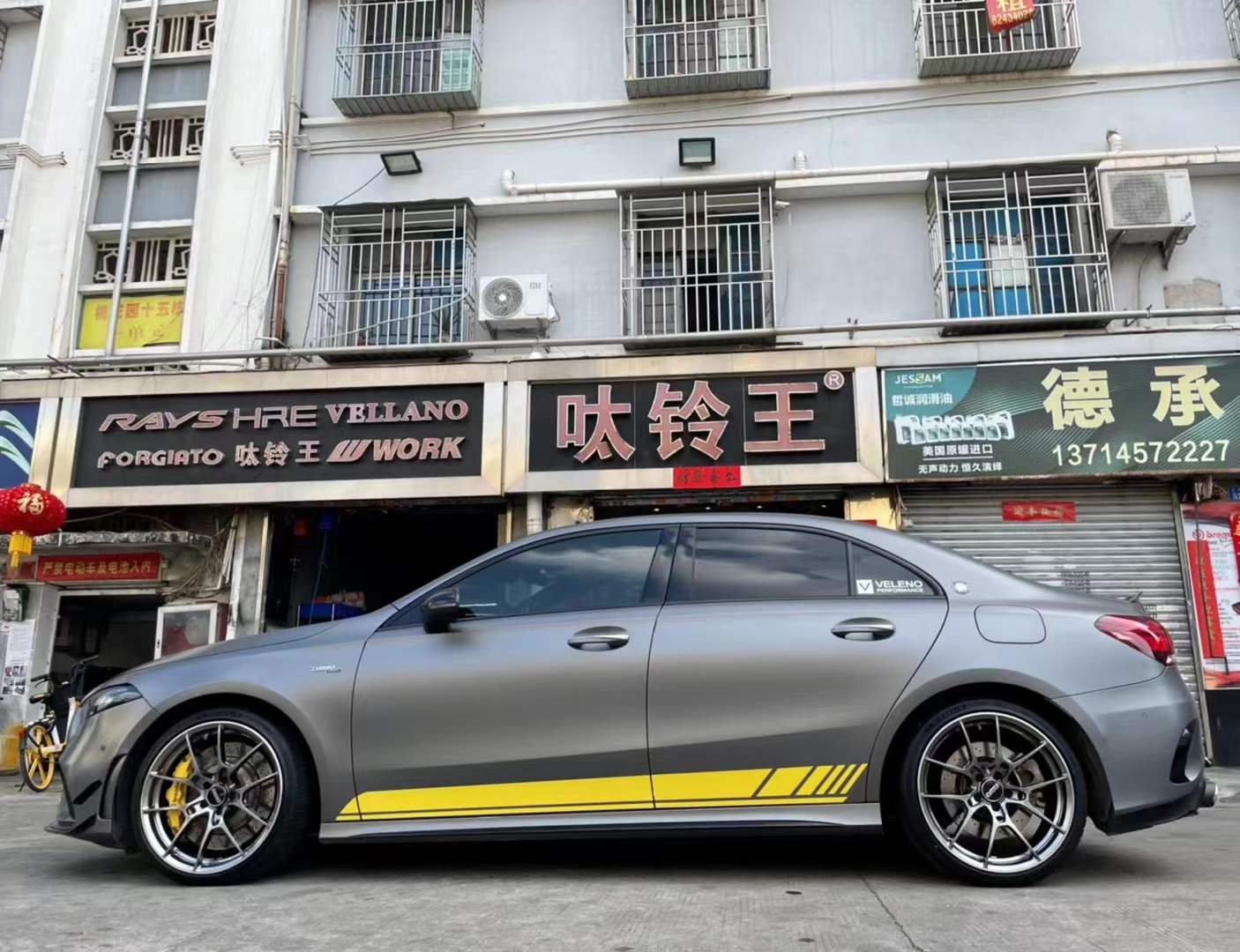 奔馳A35，換RAYS G025 19寸完工