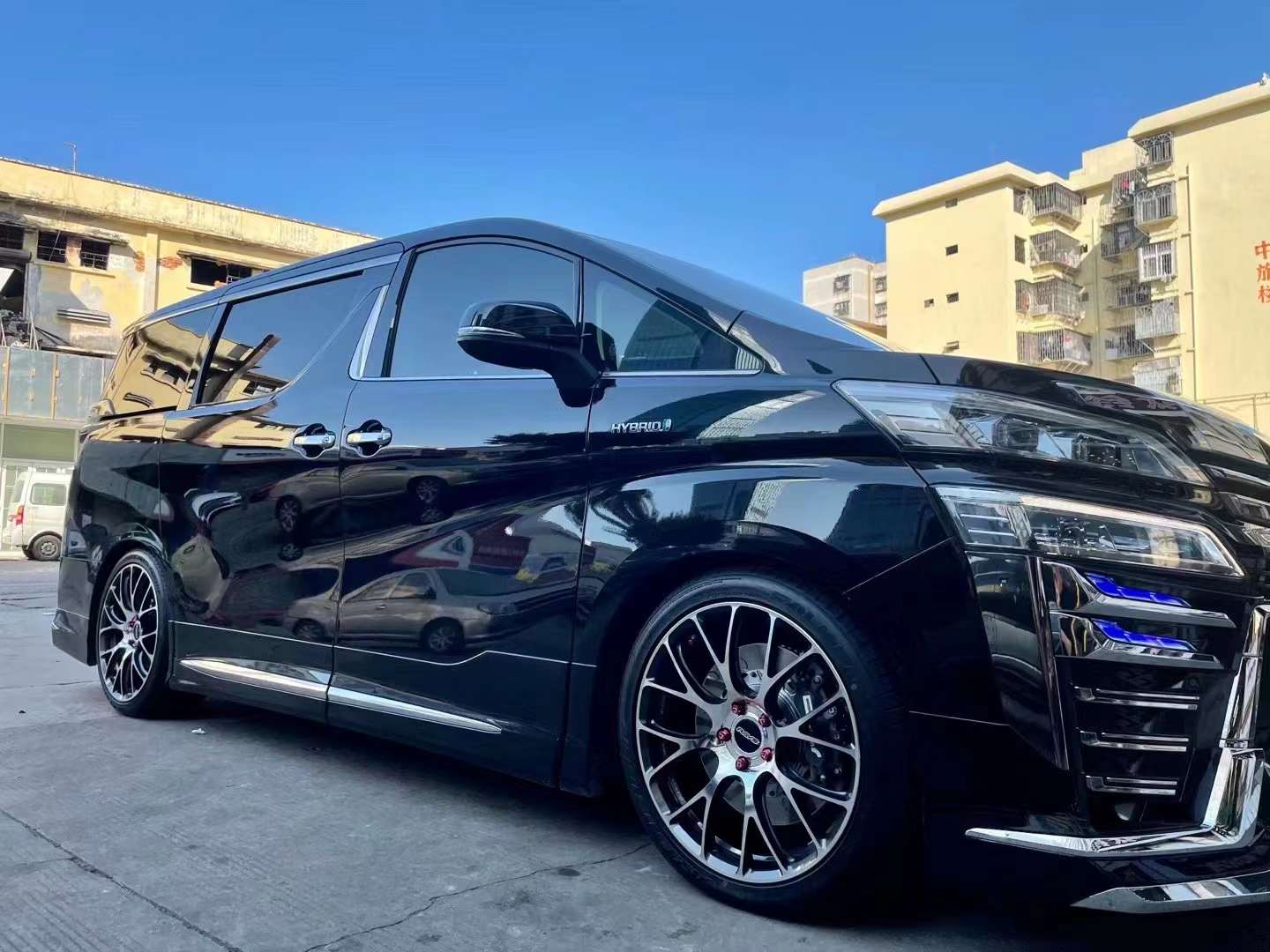 威爾法 for RAYS G16 20寸完工！
