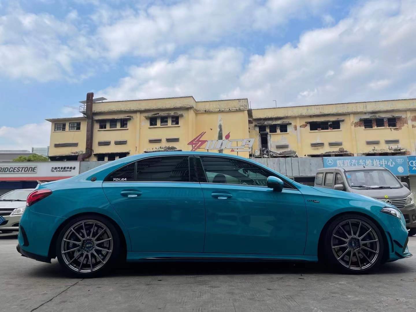 奔馳A35 換BBS FS 19寸 完工