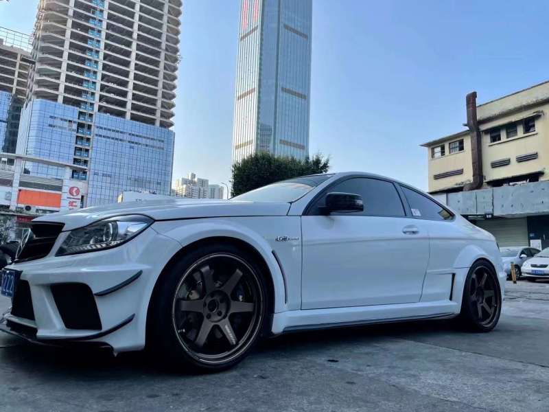 奔馳C63S換TE37ultra20寸完工