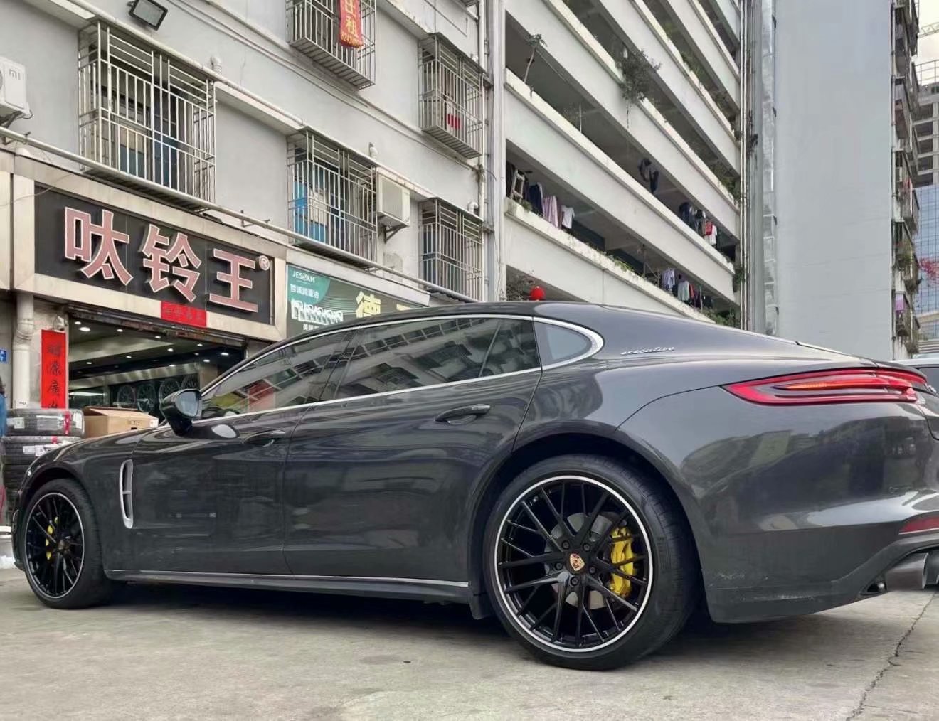保時捷，帕拉梅拉 換 定制鍛造 21寸 完工