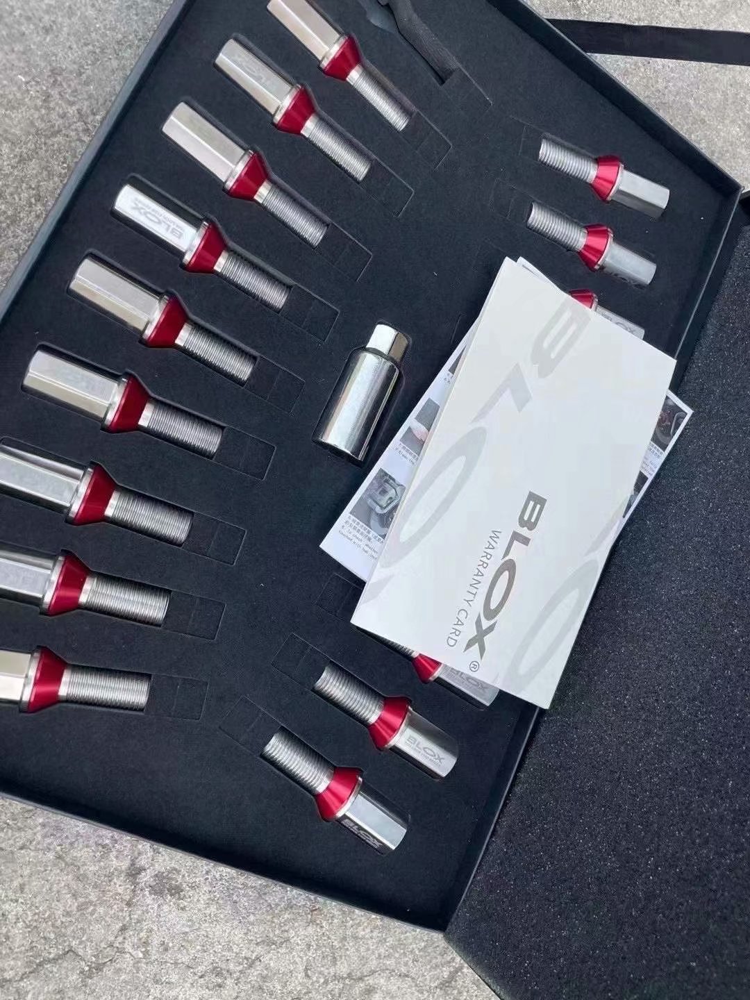 奧迪A7 換RAYS G27 20寸BOLX鈦合金螺桿倍耐力輪胎 完工！