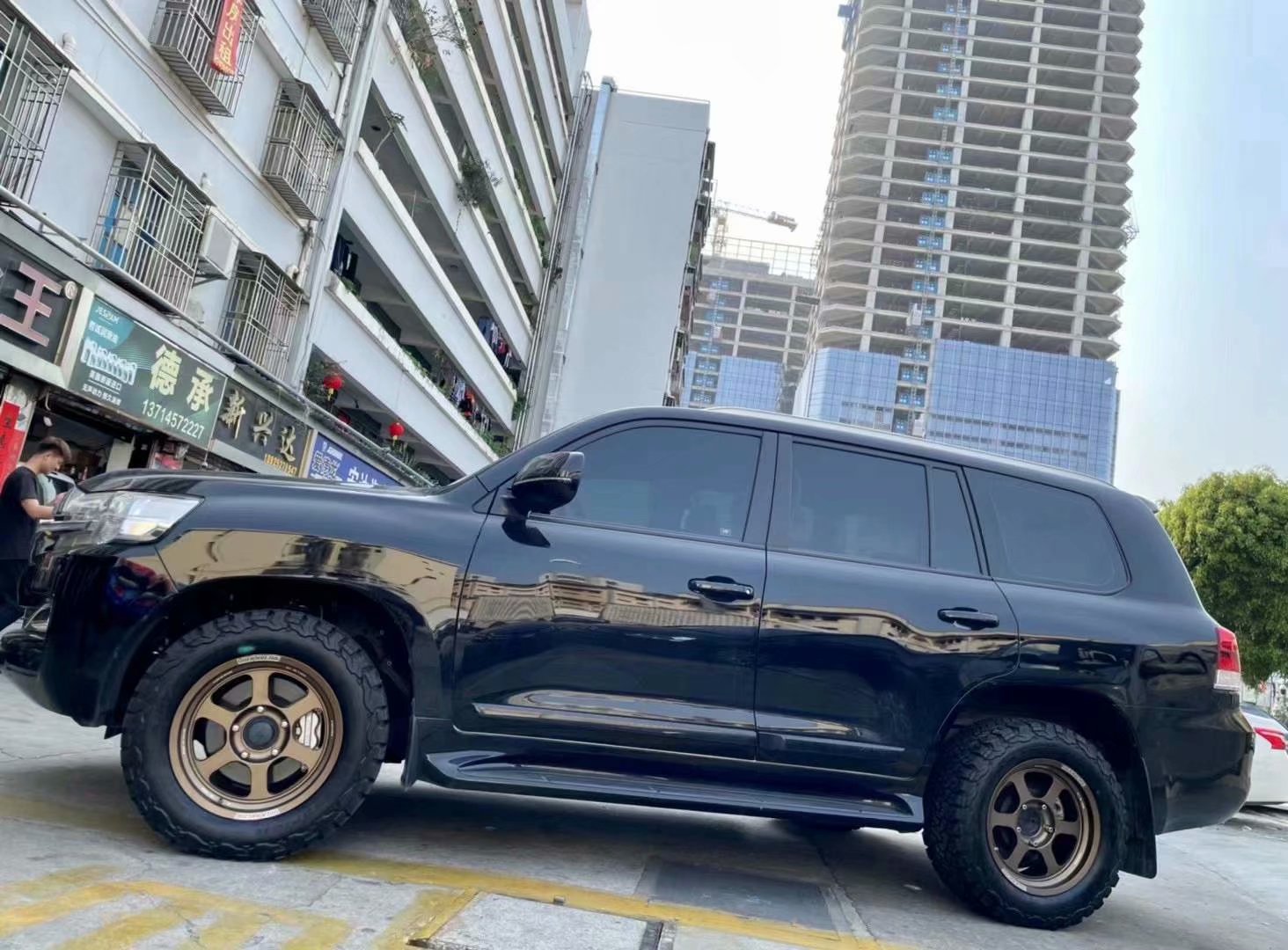 陸巡 4500換全新TE37 XT 18寸