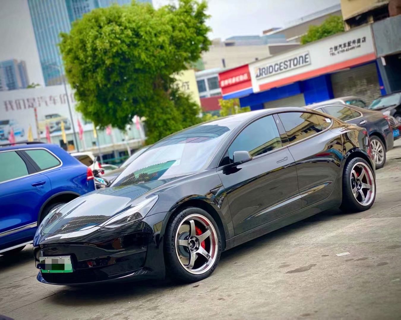 特斯拉model 3換全新橫濱ADVAN GT