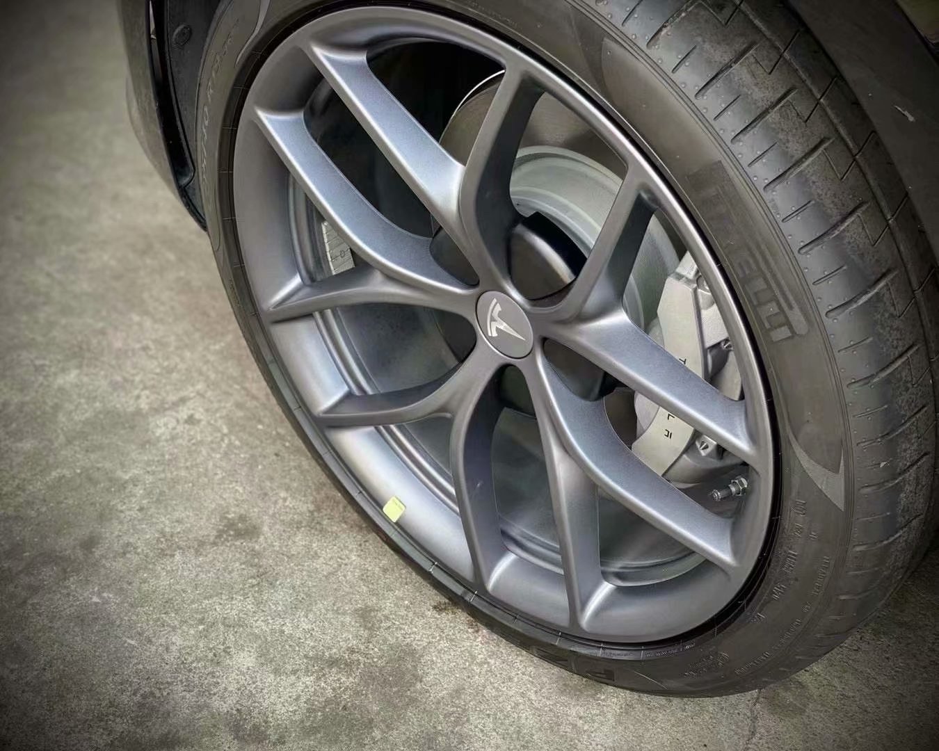 model 3升級高性能版原廠19寸完工