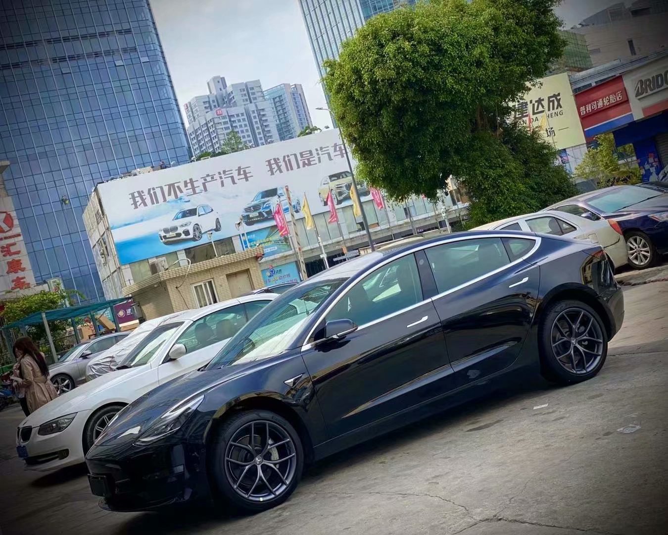 model 3升級高性能版原廠19寸完工
