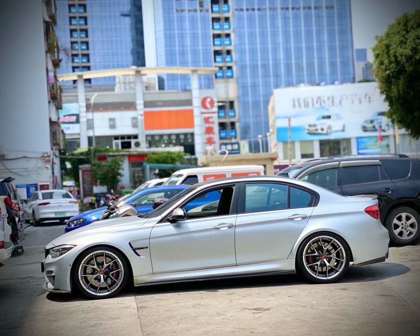 寶馬M3 換日本BBS RI-S 20寸