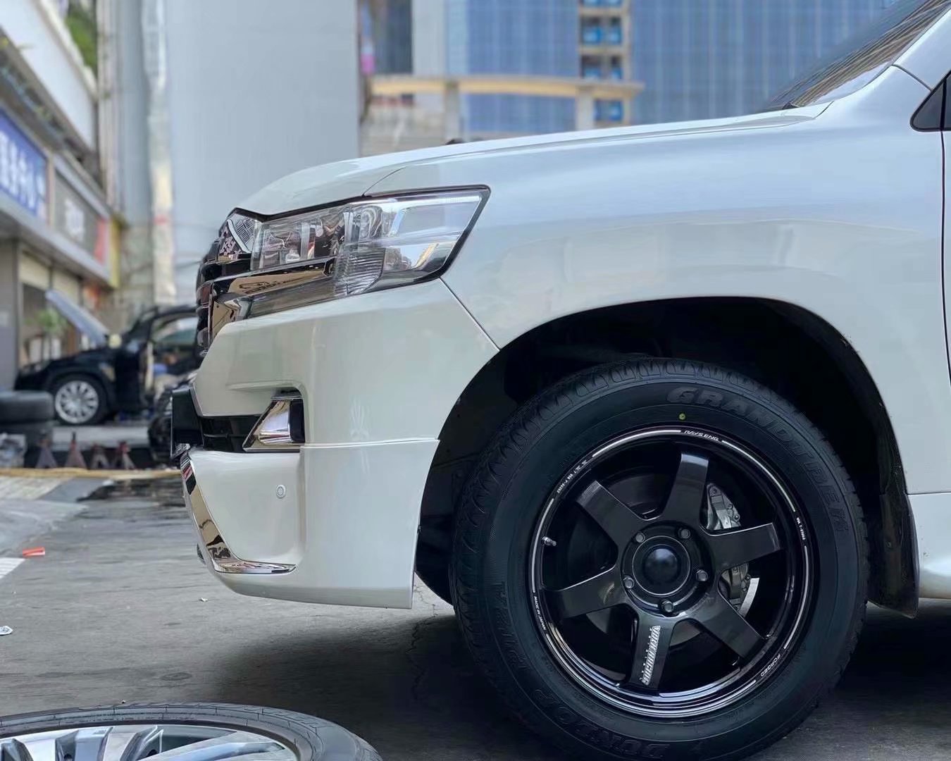 陸巡 換全新日本RAYS TE37 ULTRA 20寸