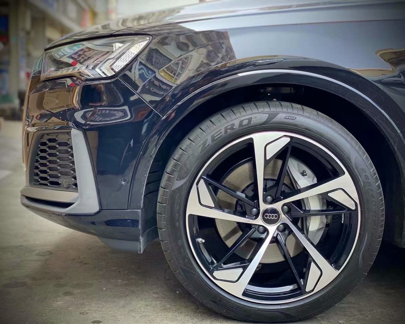 提新車，奧迪 Q7 ，換定制鍛造潮鞋21寸完工
