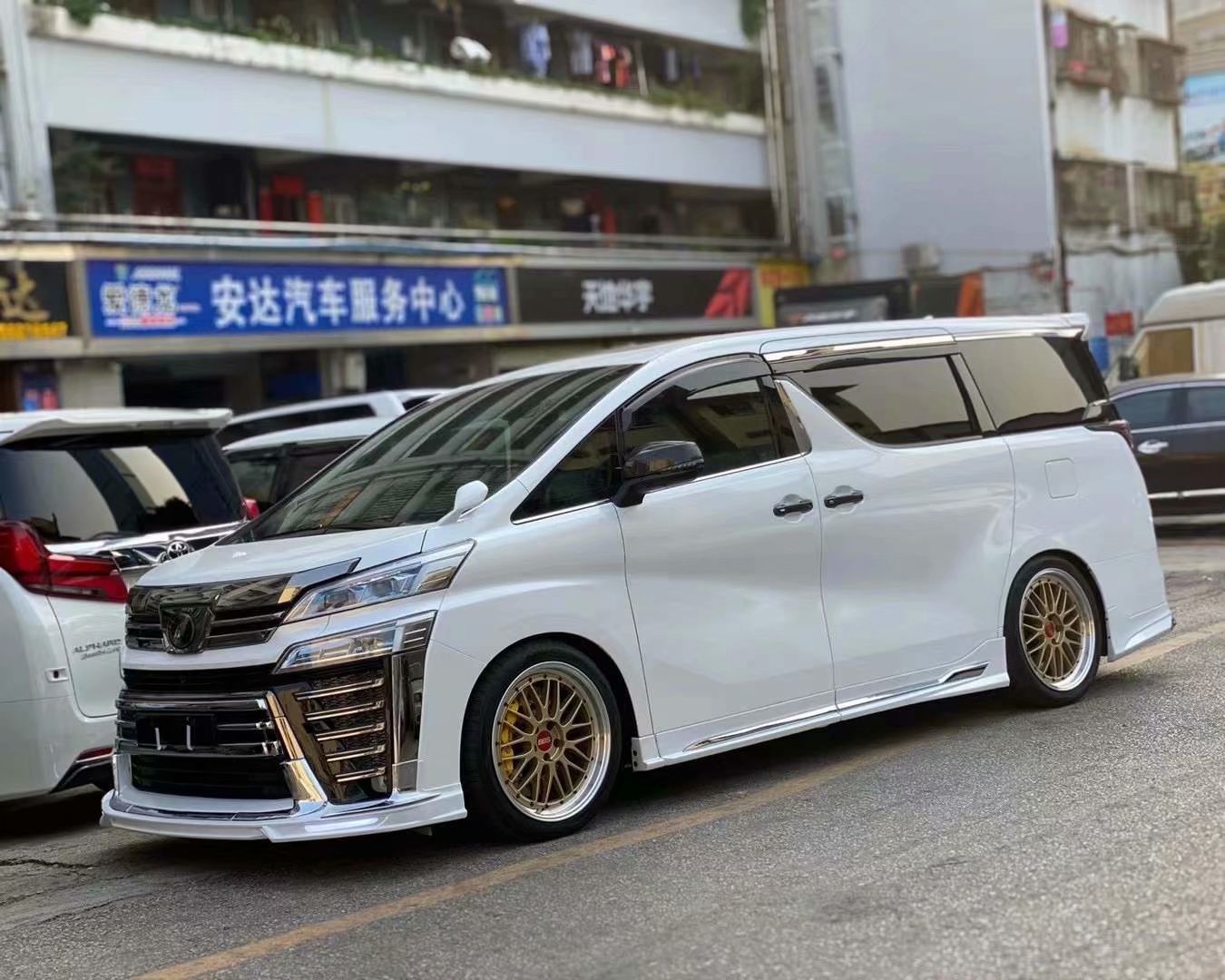 威爾法 for  BBS LM 20寸 完工