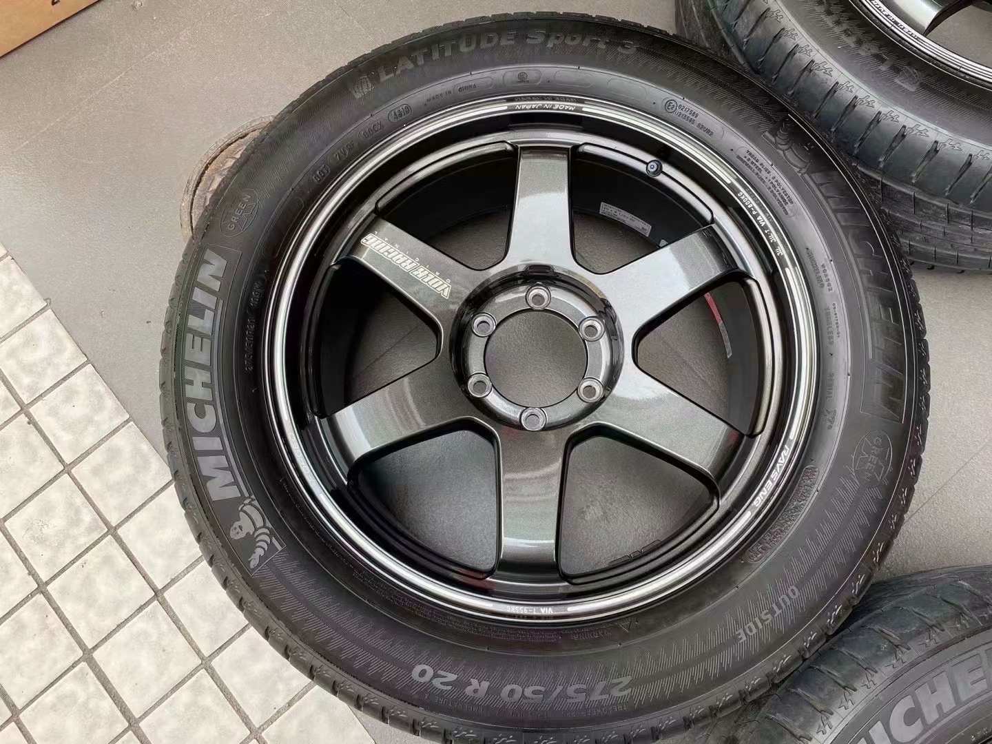 9.5新日本RAYS ULTRA鍛造20寸