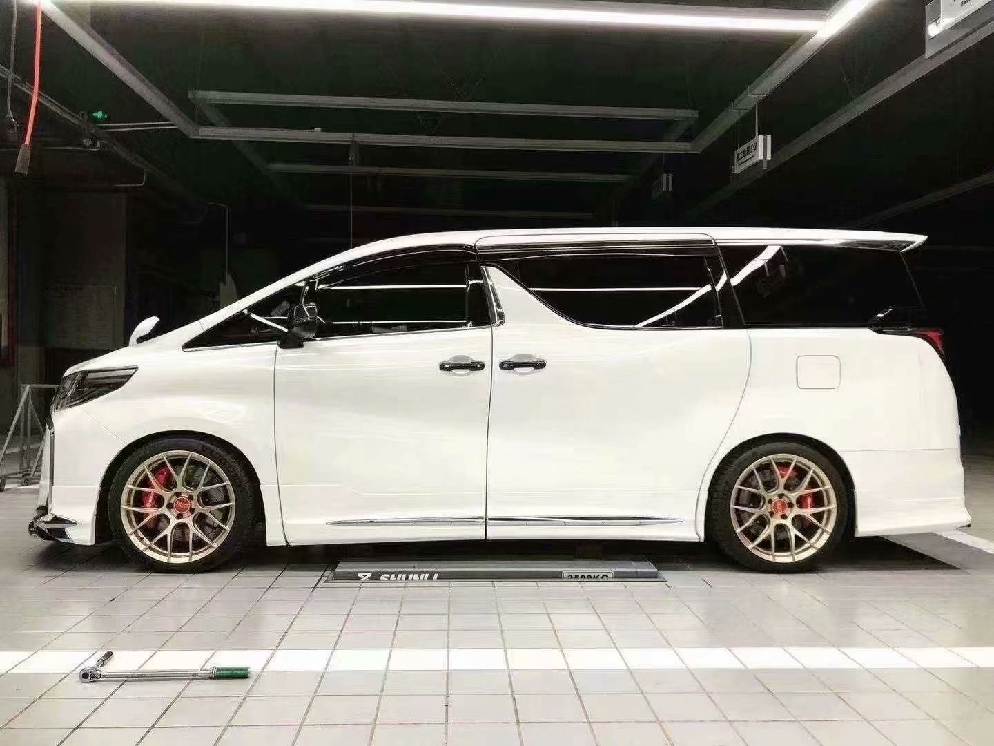 BBS REV7十周年限量DB鈦灰 GL金色 MB雅黑# 20寸 9J ET30 5x114.3?埃爾法 LM NX 特斯拉