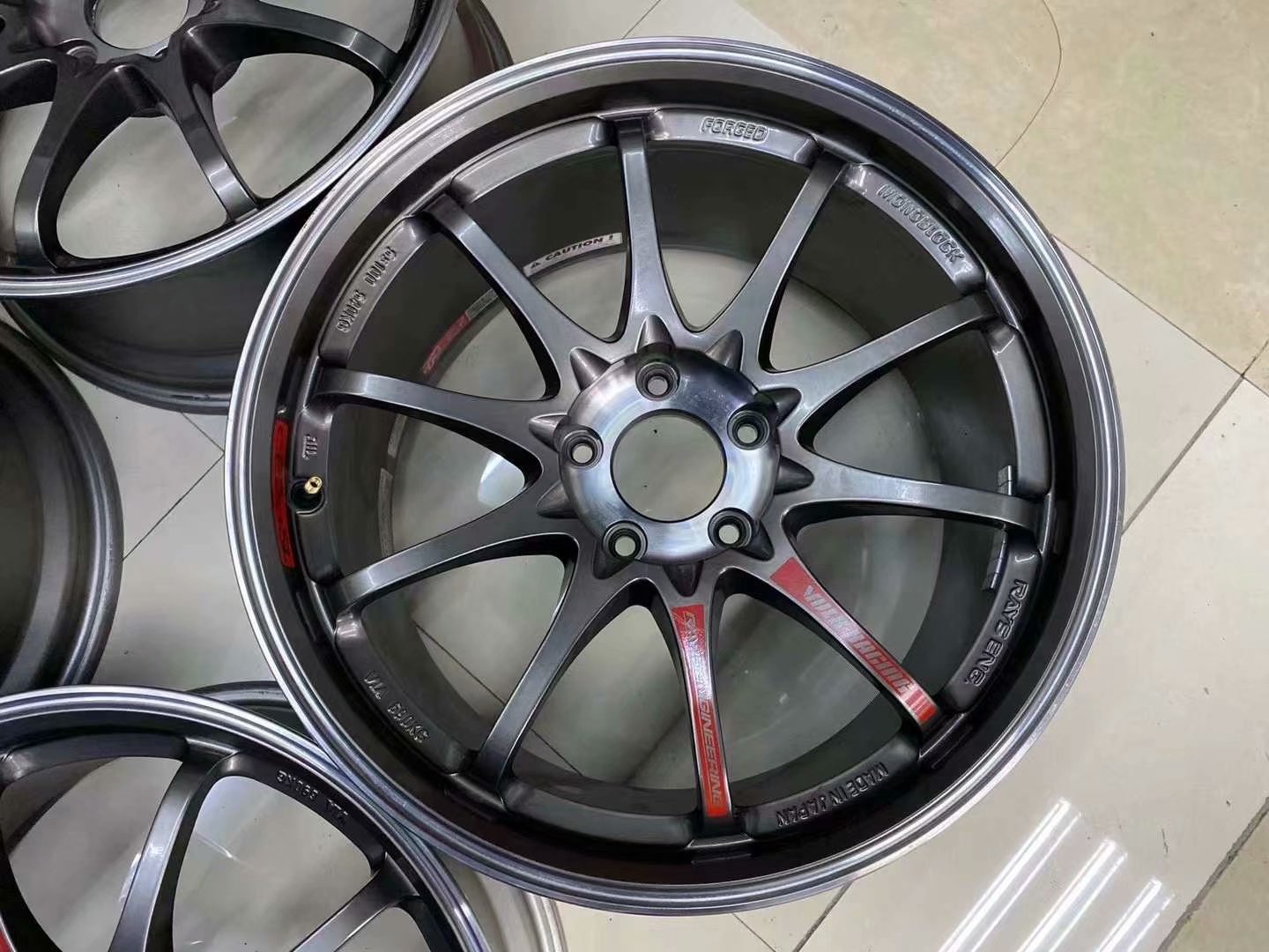 拆車9.5新  RAYS CE28SL 鍛造18寸