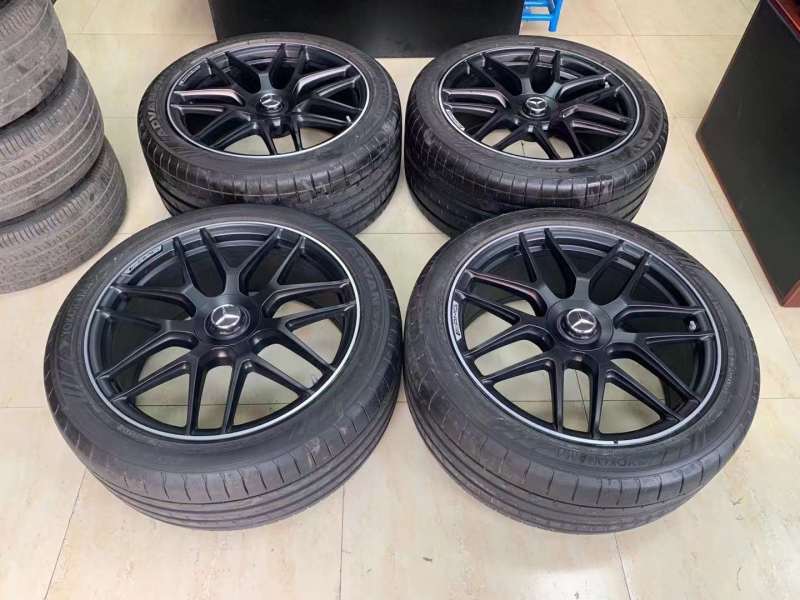 99新正品，奔馳gle63s 原廠AMG 22寸輪轂輪胎新車拆下，鍛造，全國僅此一套，歡迎咨詢！