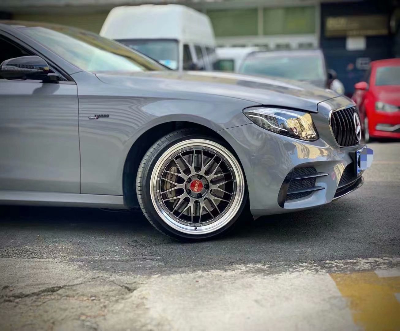 奔馳E53 換全新 日本 BBS LM 20寸 搭配科吉精準(zhǔn)動(dòng)平衡? 霍夫曼平衡塊完工，謝謝老友支持