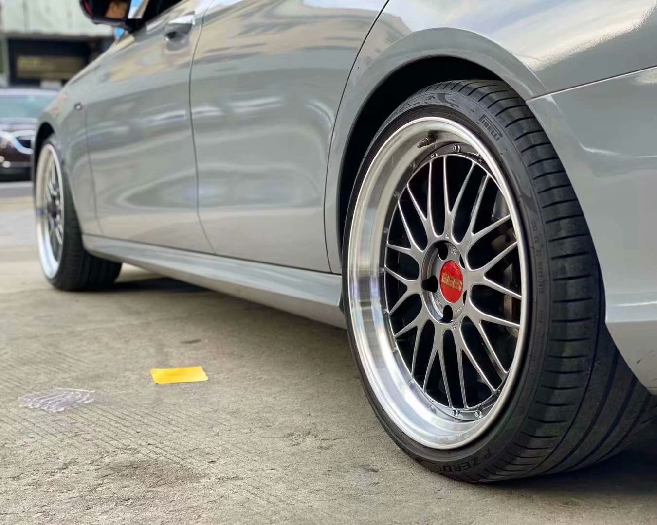 奔馳E53 換全新 日本 BBS LM 20寸 搭配科吉精準(zhǔn)動(dòng)平衡? 霍夫曼平衡塊完工，謝謝老友支持