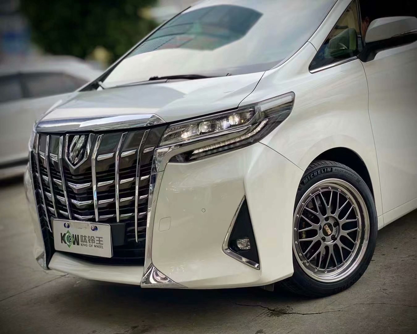埃爾法，換 BBS LM 19寸搭配米其林PS4輪胎完工