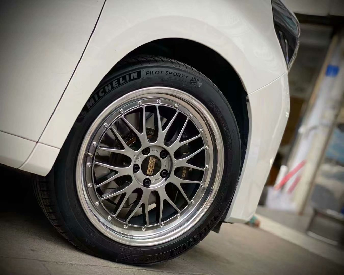 埃爾法，換 BBS LM 19寸搭配米其林PS4輪胎完工