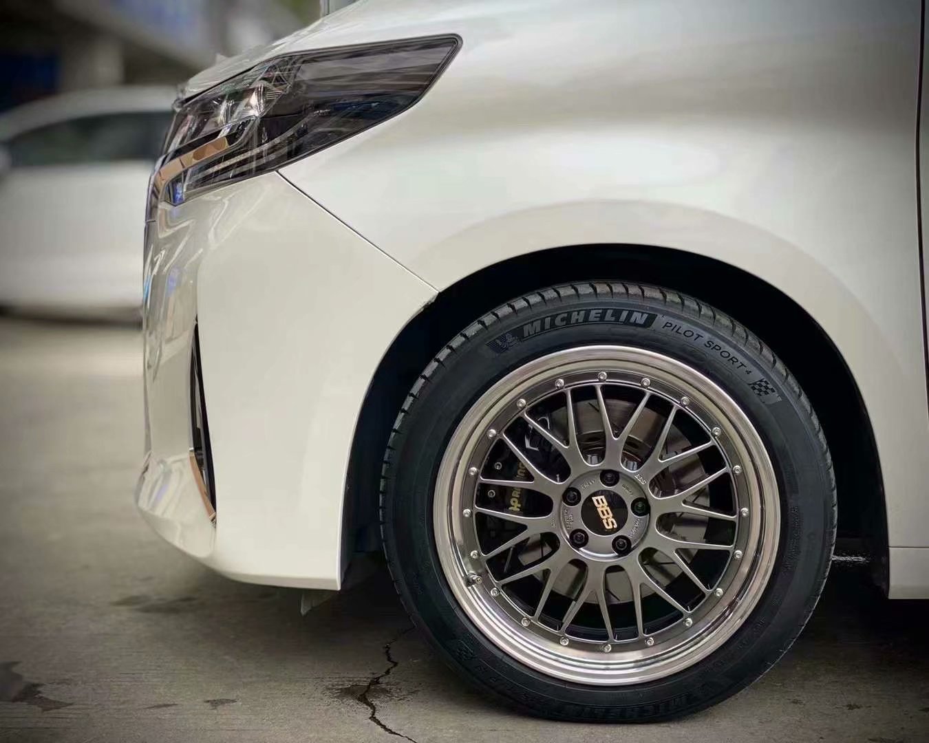 埃爾法，換 BBS LM 19寸搭配米其林PS4輪胎完工