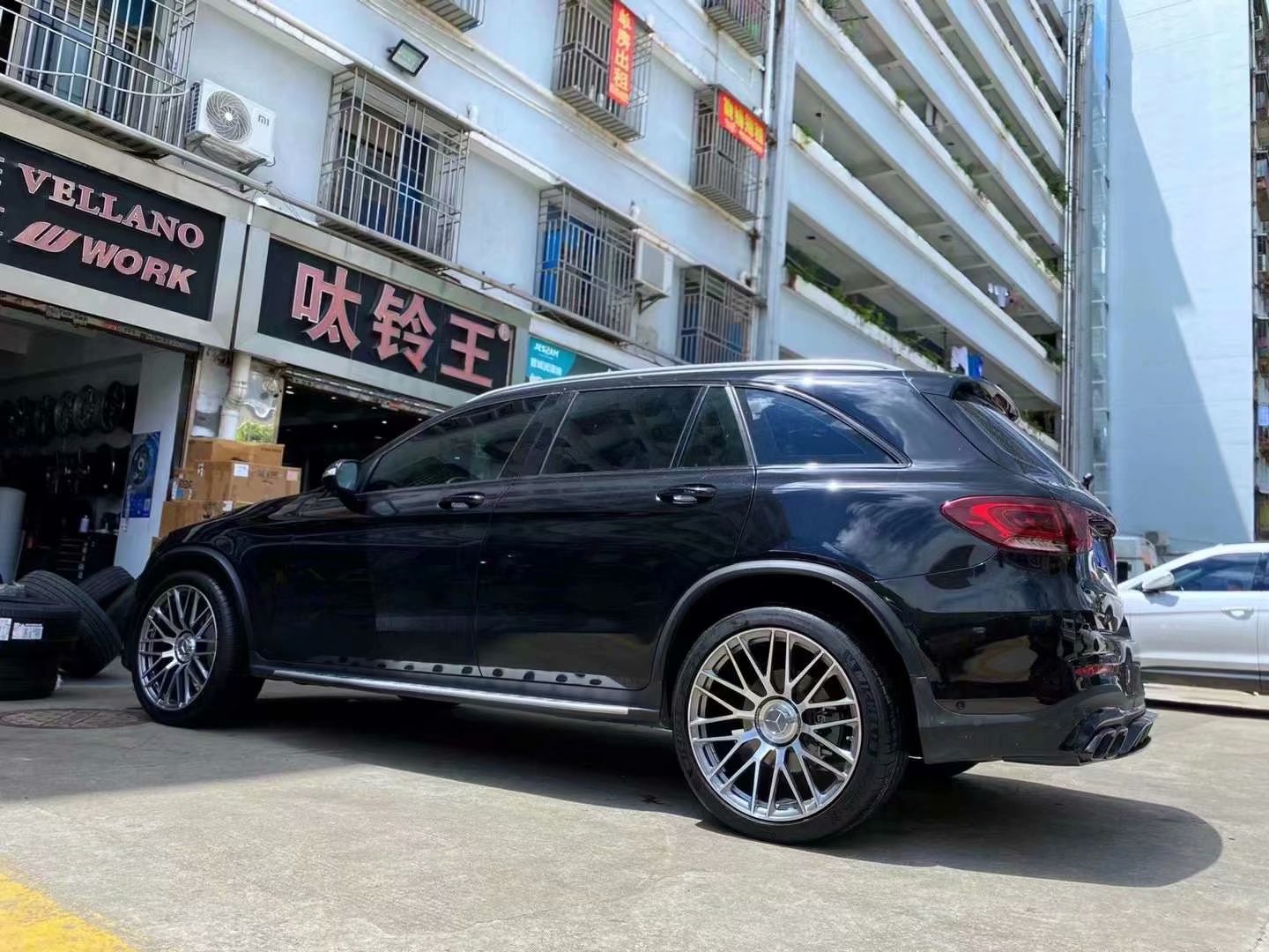 新款奔馳GLC,改裝63包圍 搭配 TLFW定制鍛造 21寸 新款A(yù)MG款式