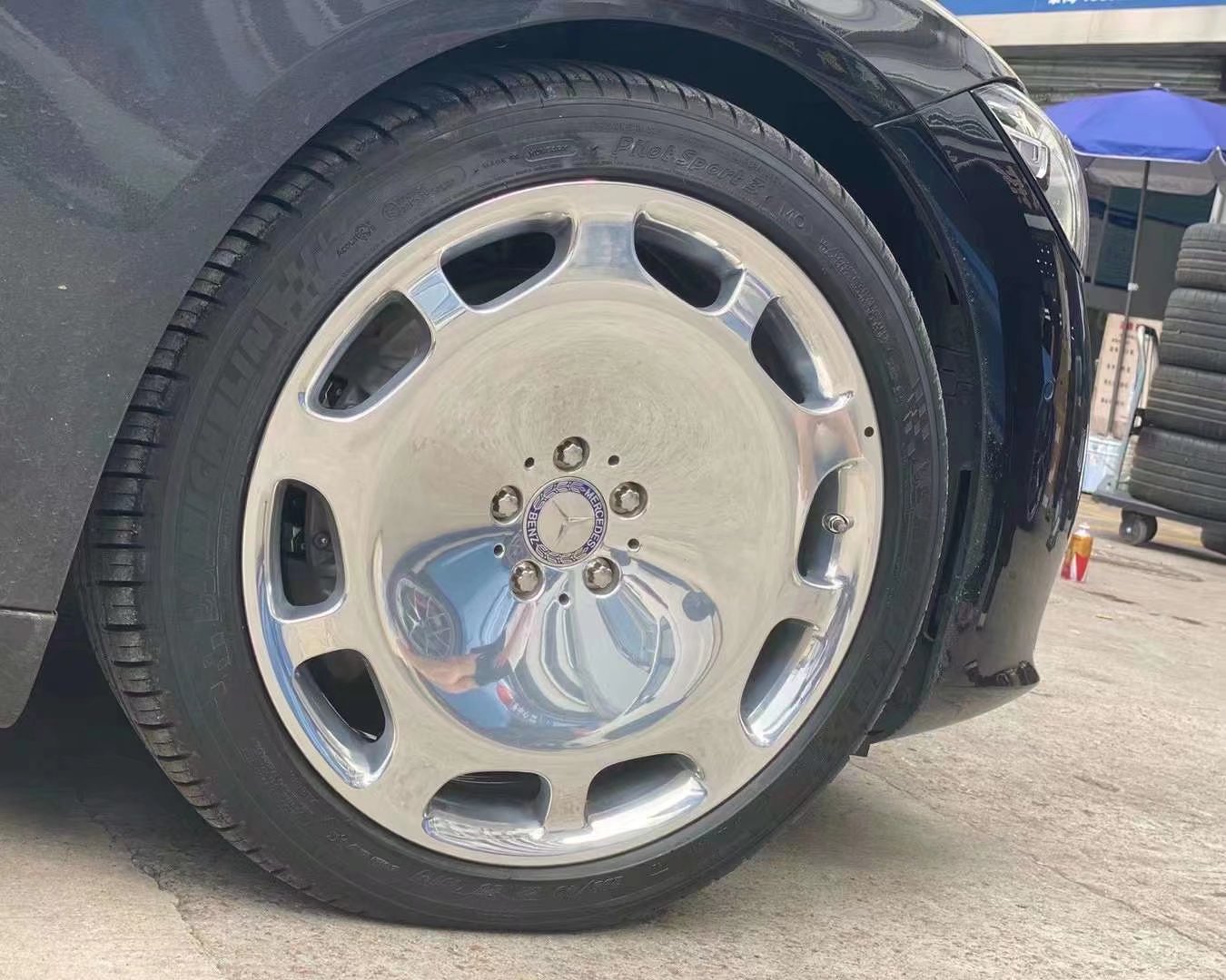 提新車，邁巴赫S480 升級(jí)原廠20寸大燒餅完工 經(jīng)典款的大餅